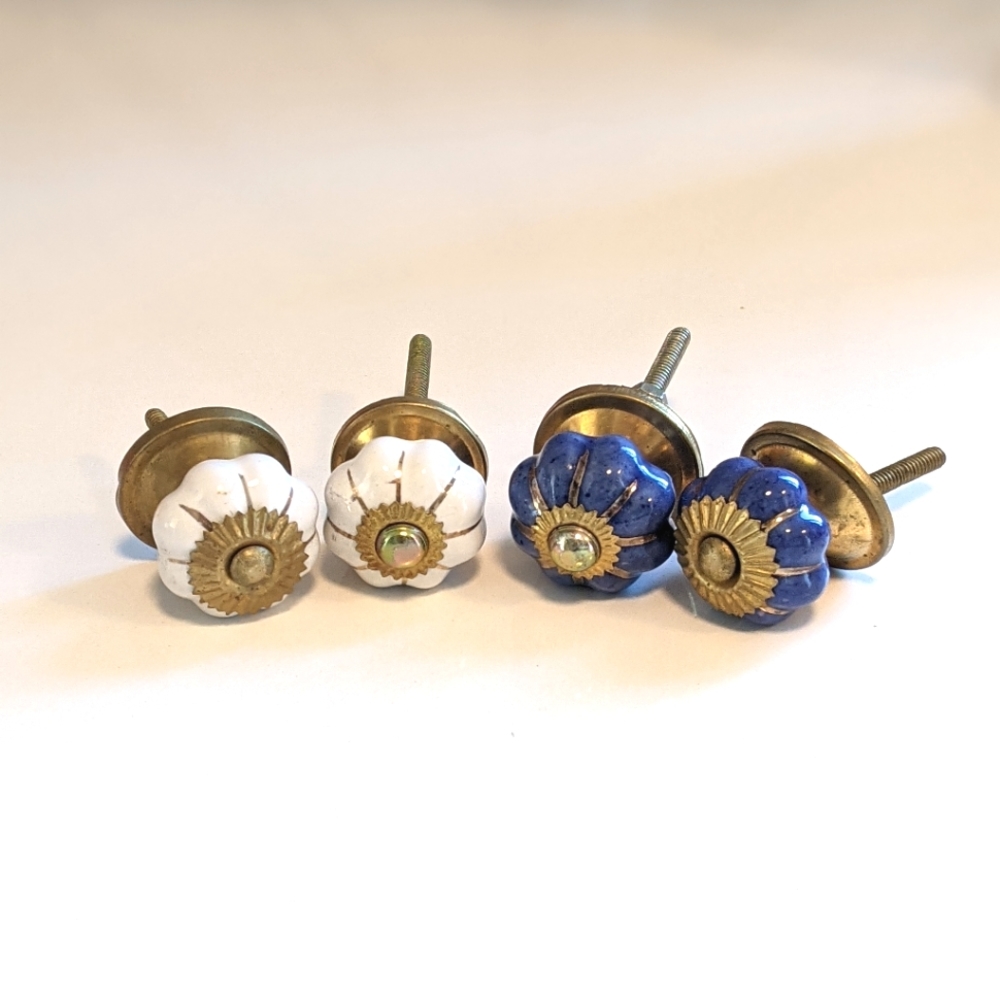 Mixed small Ceramic knobs (set of 4)